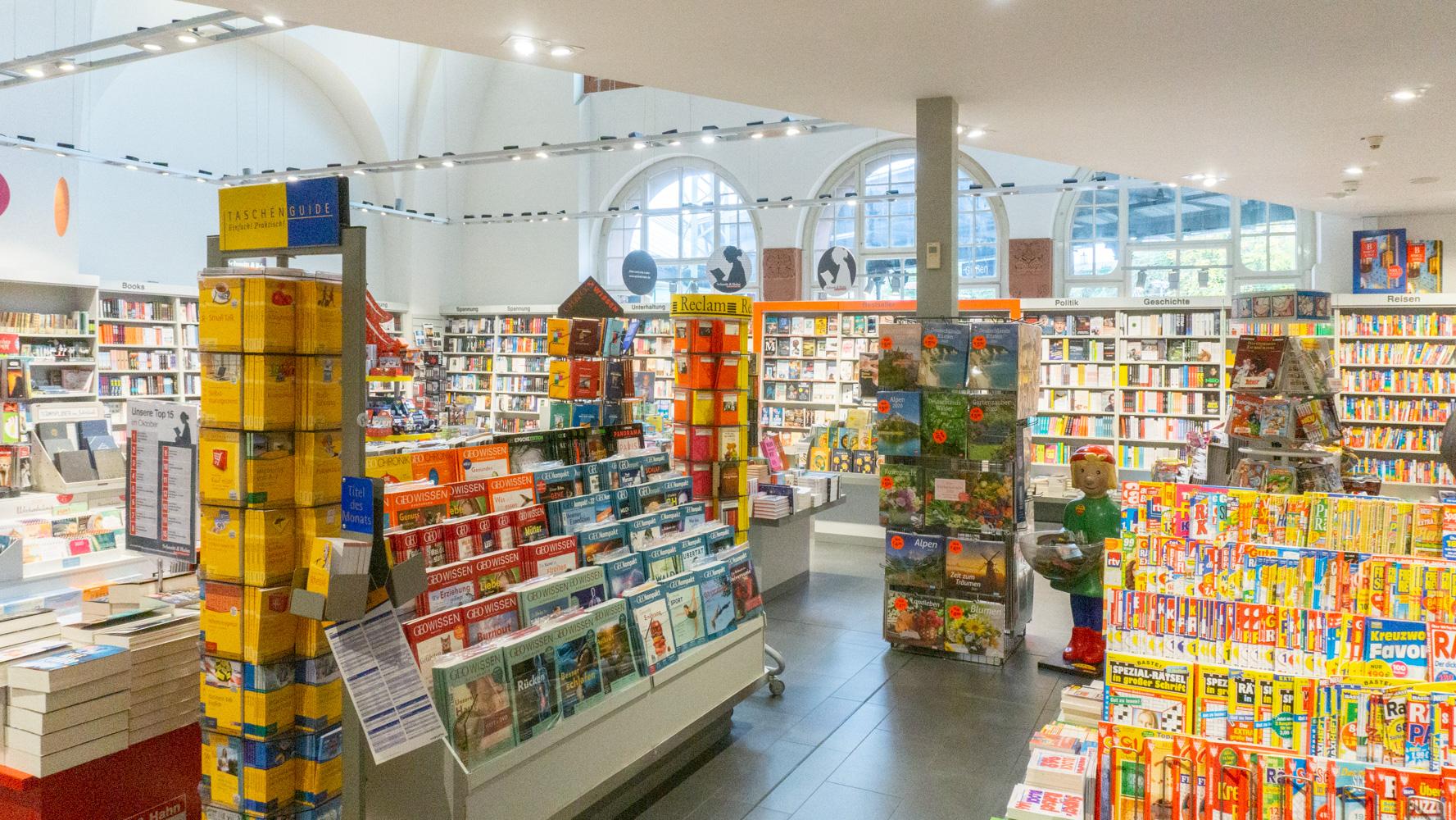 Schmitt & Hahn Buch und Presse im Bahnhof Gießen, Bahnhofstraße in Gießen