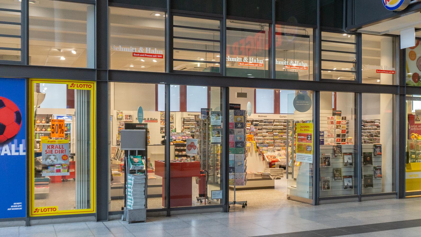 Schmitt & Hahn Buch und Presse im Hauptbahnhof Nürnberg - Osthalle, Bahnhofsplatz in Nürnberg
