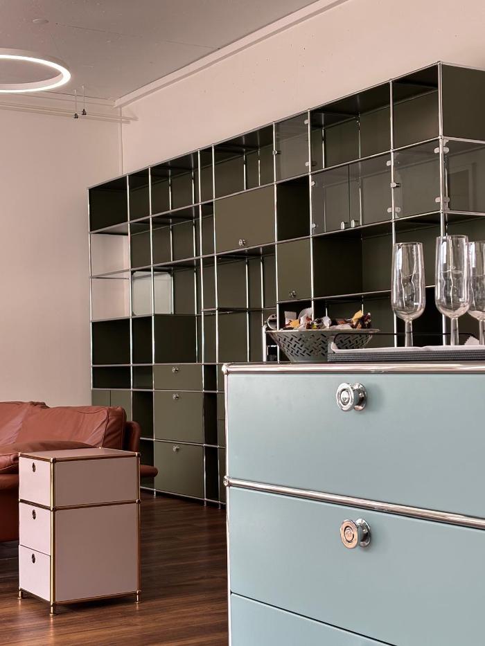 FLEXCUBE Büromöbel & Schreibtische Showroom, Holzhäusernstrasse in Hünenberg