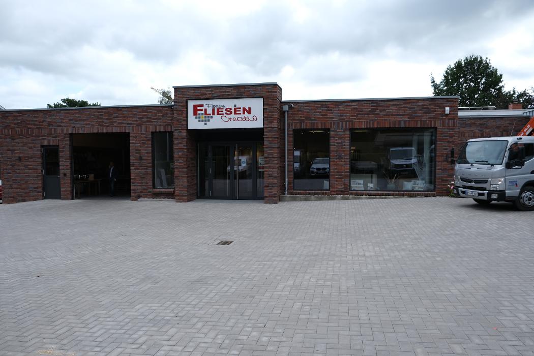 Fliesen Forum Creativ Ausstellung, Verlegung, In der Linnert in Damme