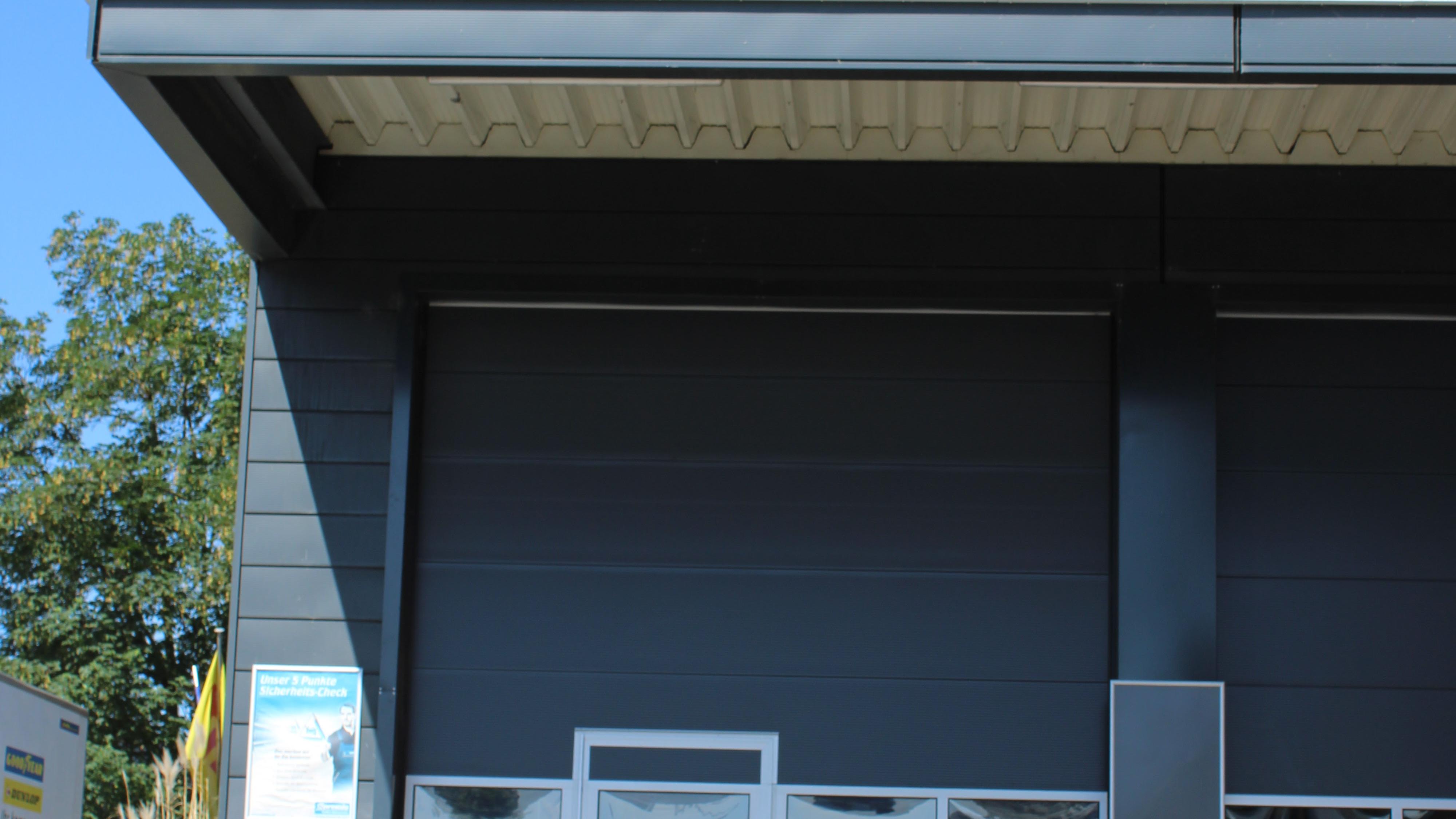 Pallaoro Pneushop & Garage GmbH - Premio Partner, Lättenstrasse in Schlieren