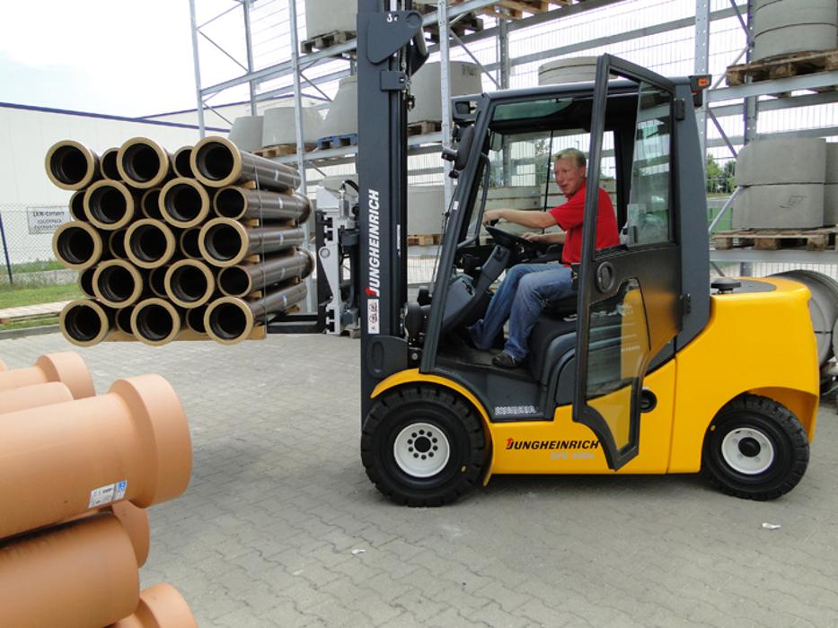 HTI BÄR & OLLENROTH, Ernst-Thälmann-Straße in Rüdersdorf