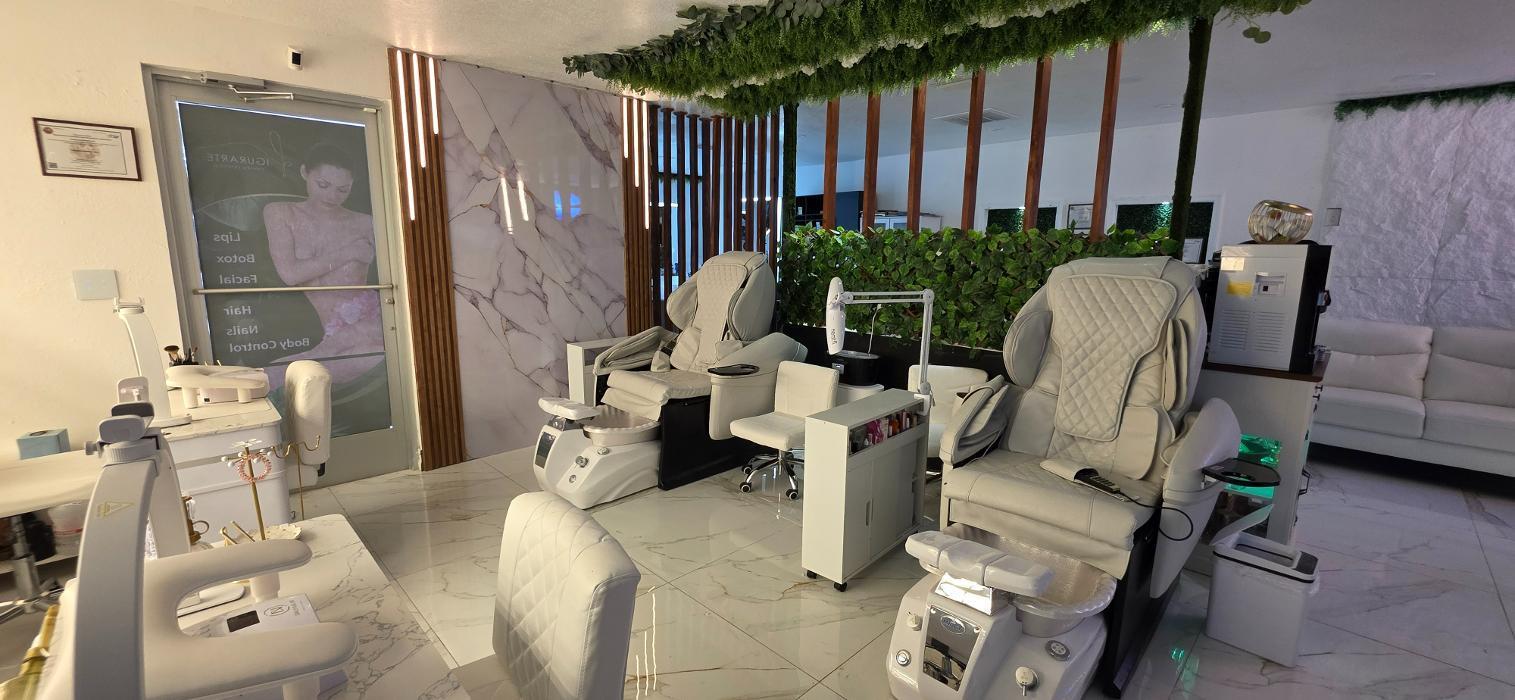 Relaxing aesthetic treatment experience at Figurarte Centro Est&eacute;tico in Tampa Bay.
&ldquo;near Brandon Mall&rdquo;
&ldquo;serving Brandon, Riverview, Valrico, and Tampa FL&rdquo;
&ldquo;top-rated aesthetic clinic in Tampa Bay&rdquo;