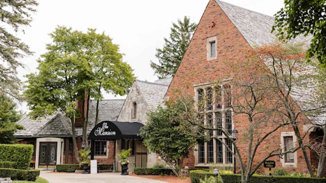 Pine Knob Golf Club, Mansion & Carriage House
