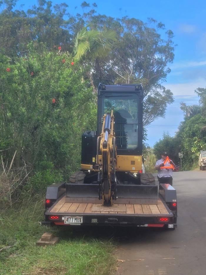 Marc's Mini Dig Rentals