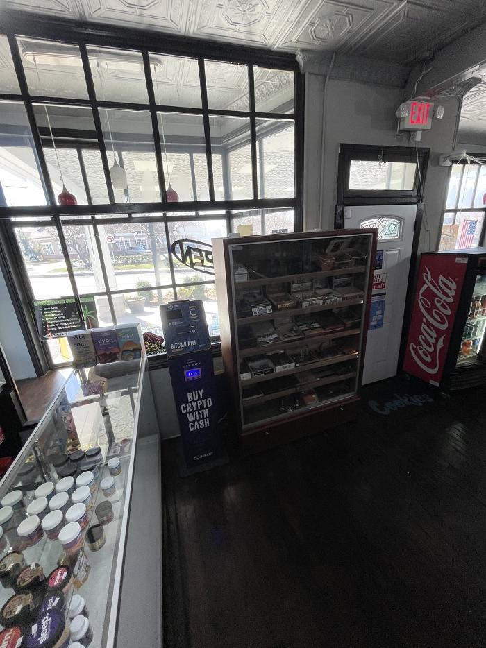 CoinFlip Bitcoin ATM - Smokers Paradise Urbana (Frederick)
