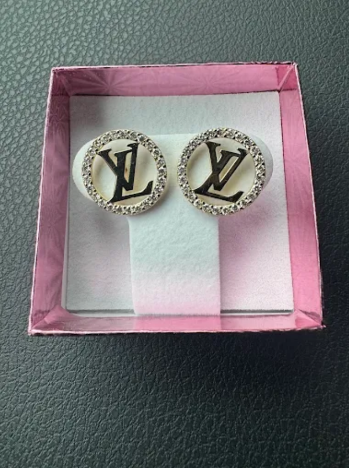 Hailey & Logan Jewelers- We Buy Gold Image