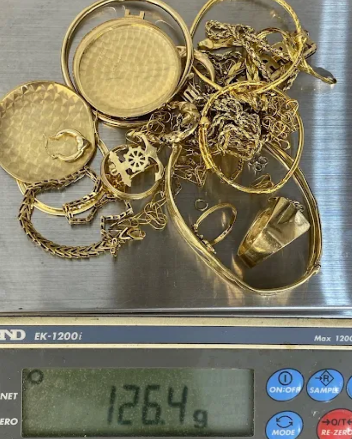 Hailey & Logan Jewelers- We Buy Gold Image
