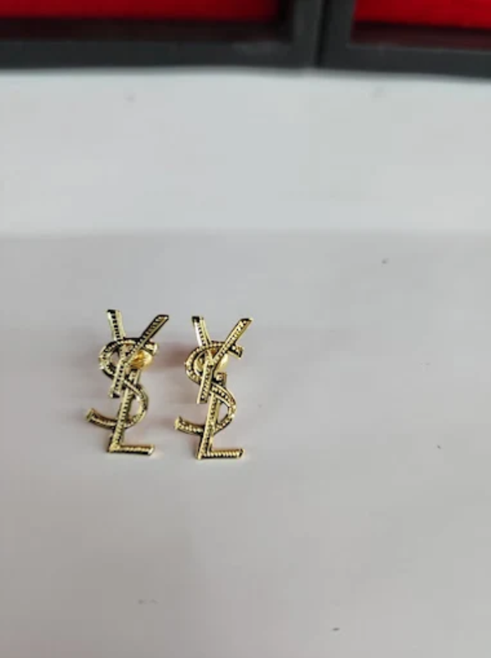 Hailey & Logan Jewelers- We Buy Gold Image