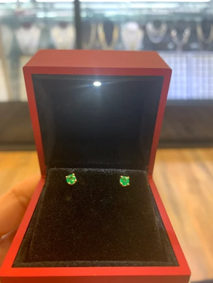 Hailey & Logan Jewelers- We Buy Gold Image