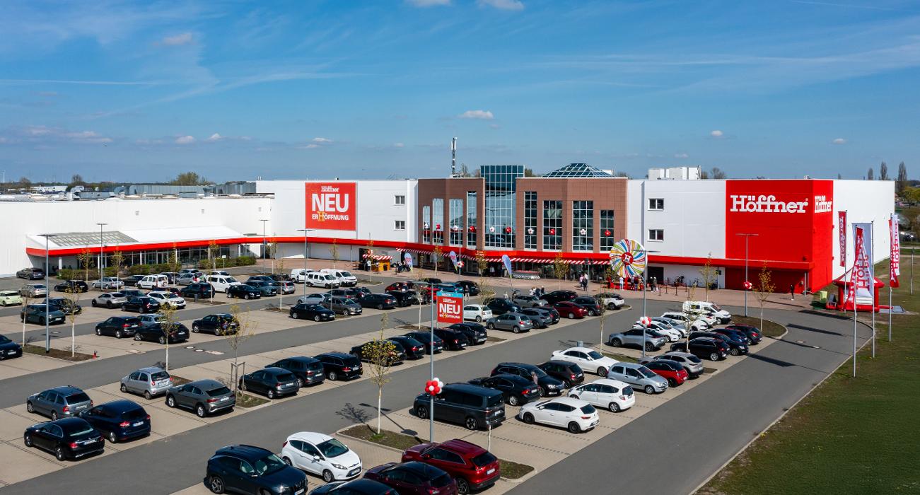 Höffner Halle Peißen, Rudolf-Walther-Straße in Landsberg