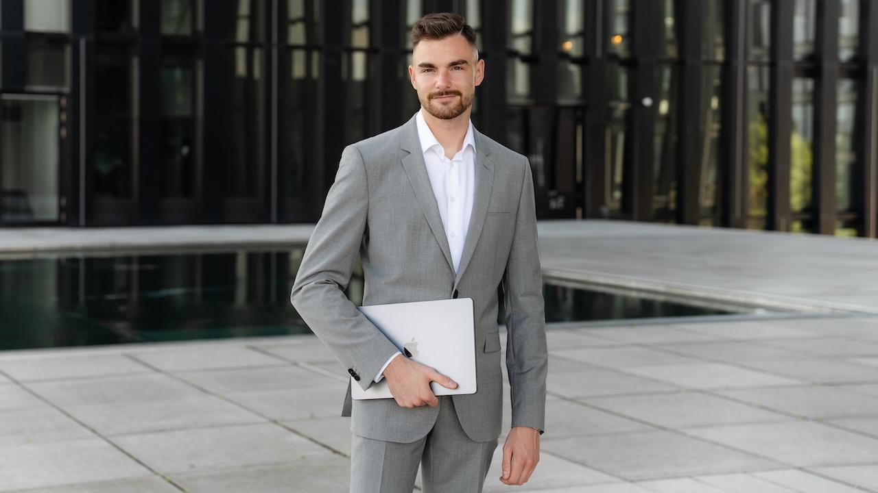 Jan Philipps - Webdesign Düsseldorf | SEA & SEO Freelancer, Am Wehrhahn in Düsseldorf