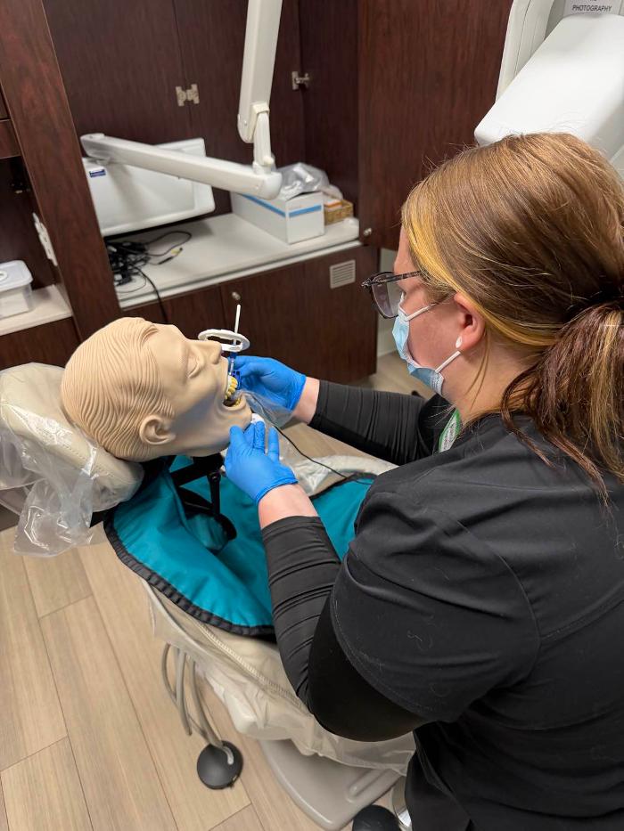 Elizabethtown Dental Assistant School