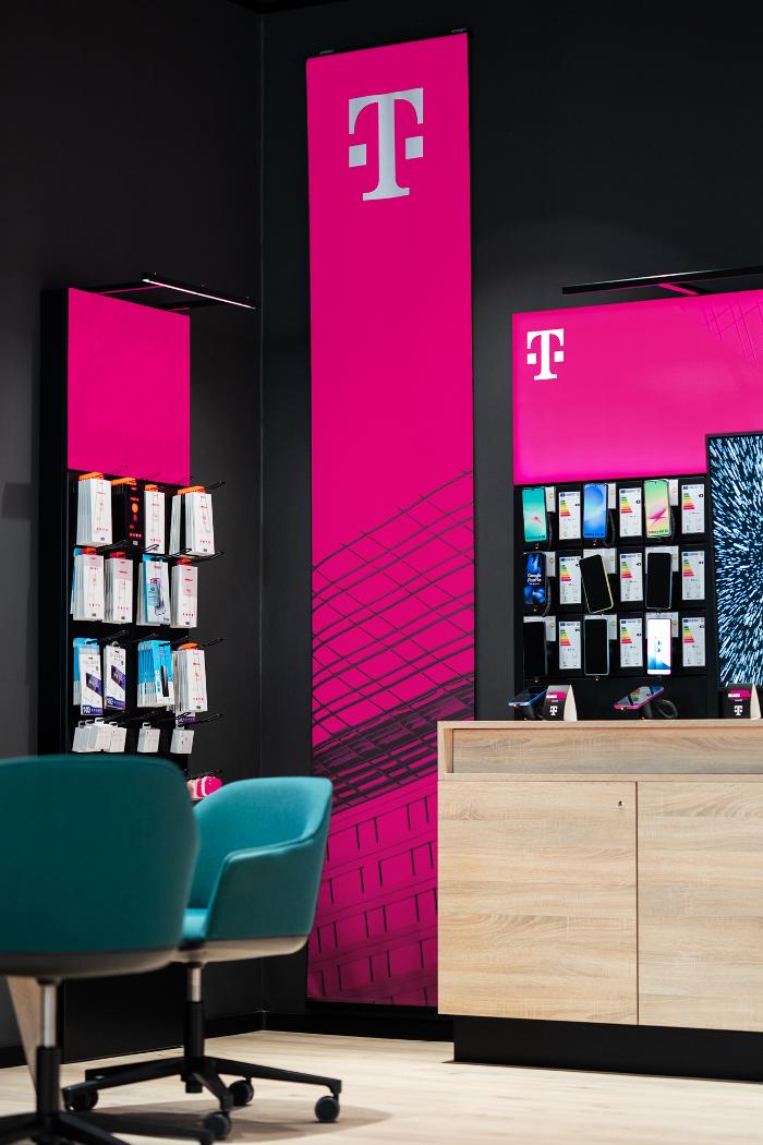 iBuy Store Hattingen | Handyvertrag | Festnetz | Zubehör | Reparatur, Reschop Carré in Hattingen