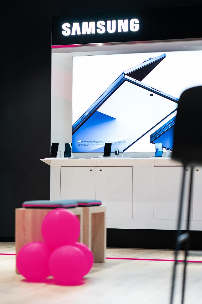 iBuy Store Hattingen | Handyvertrag | Festnetz | Zubehör | Reparatur, Reschop Carré in Hattingen