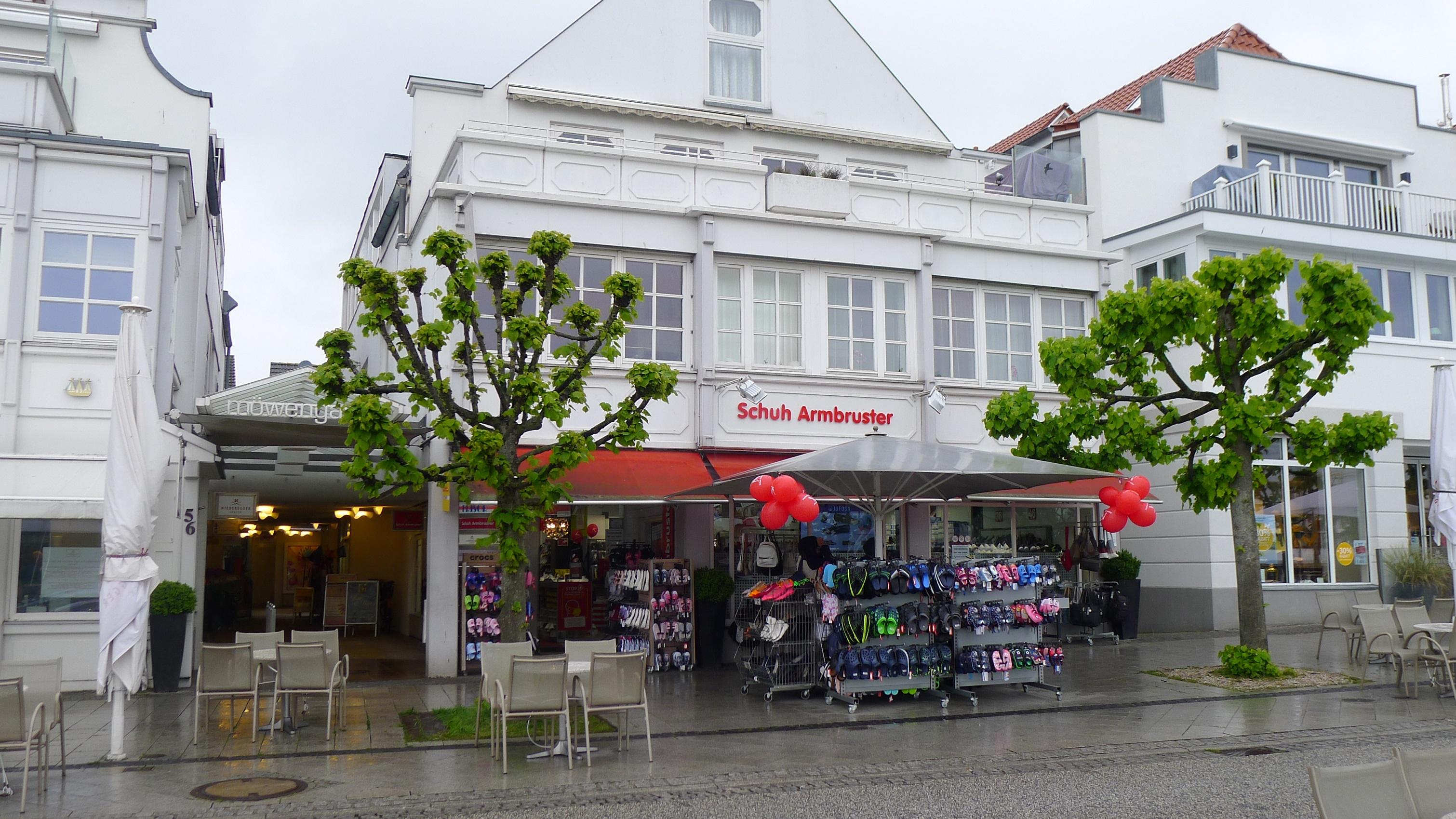 Schuh Armbruster, Vorderreihe in Lübeck