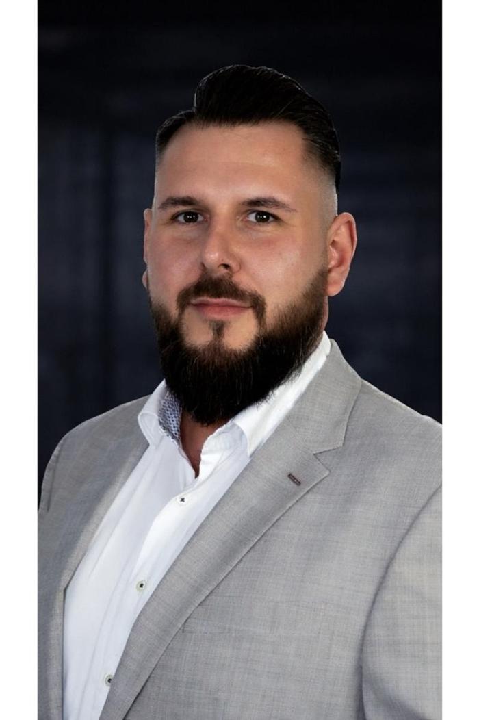 ERGO Versicherung Tom Annowsky, Teichgasse in Weißenfels