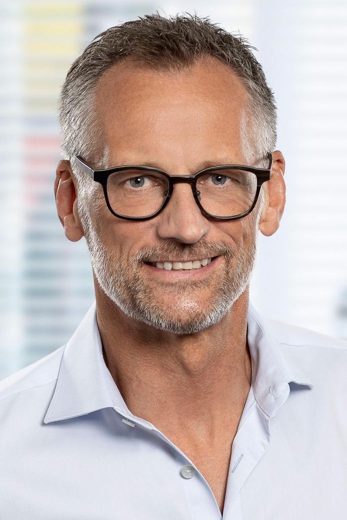 ERGO Versicherung Volker Wagner, Amerigo-Vespucci-Platz in Hamburg