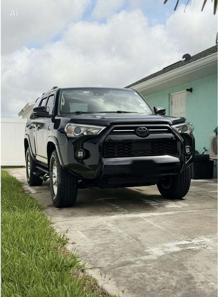 Mobile Detail complete on a 4-Runner here in North Port