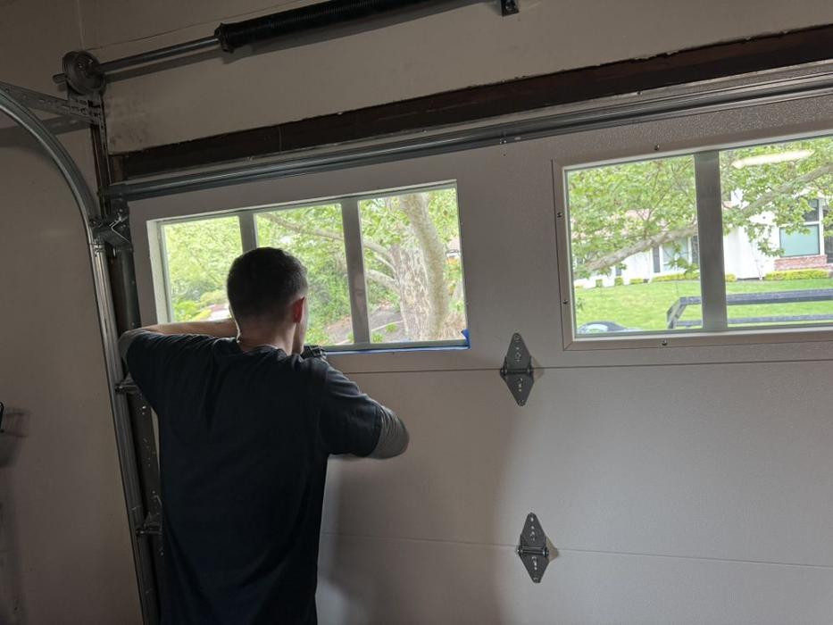 Valiant Garage Door LLC