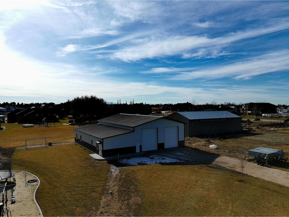 Custom pole barn built by Sam Tams Company in Taylor, Utah. Serving Weber County and the Wasatch Front.
