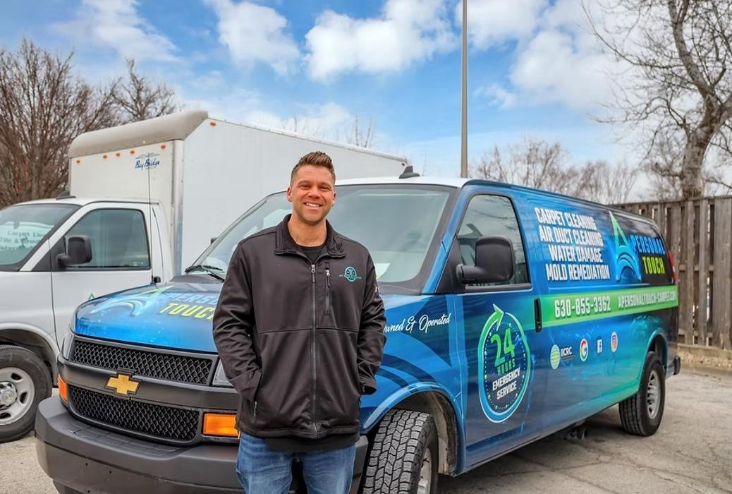 Chicago's trusted water damage restoration experts. Family-owned, IICRC certified, 60-min response, 24/7. Water removal, mold remediation, flood & sewage cleanup. All insurance accepted.