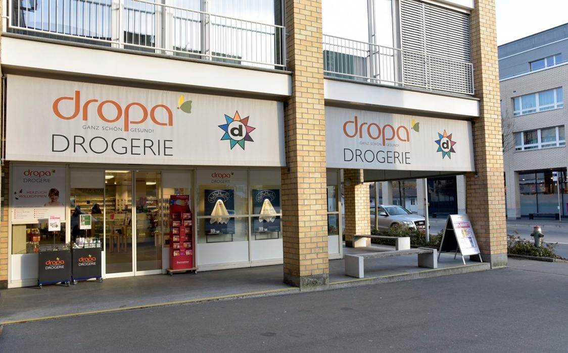 DROPA Drogerie Cham, Zugerstrasse in Cham