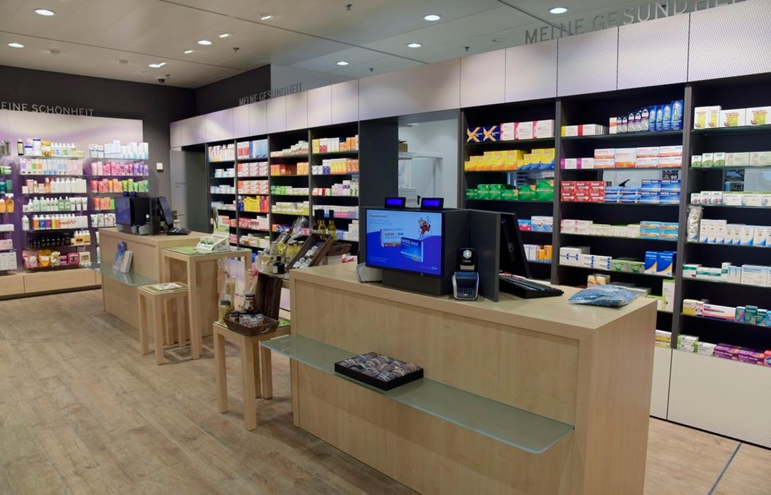 DROPA Drogerie Uzwil, Wattstrasse in Uzwil