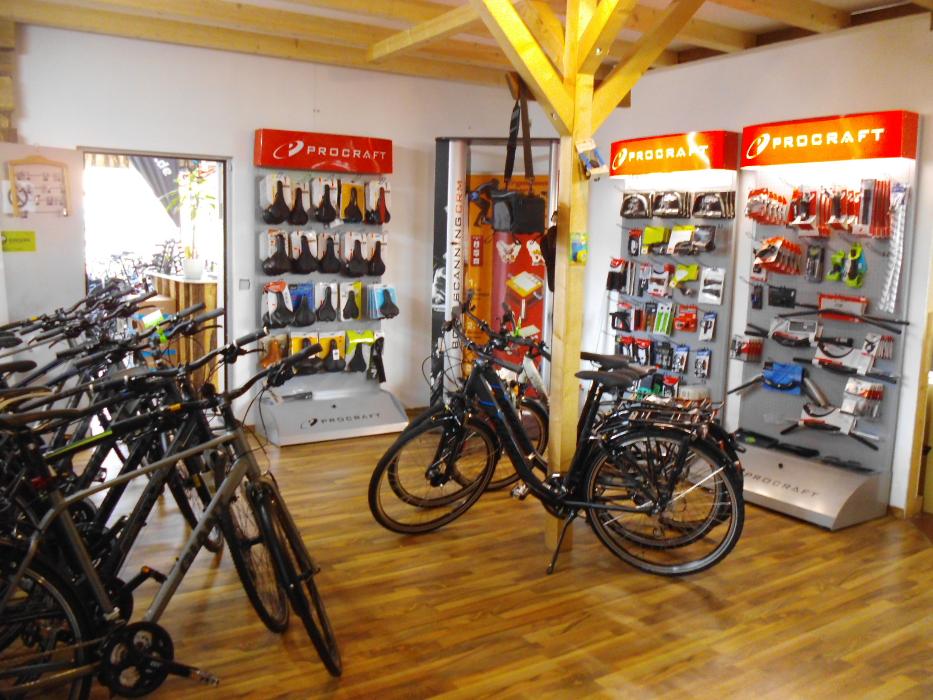 Radhaus Schlitz : E-Bike & Radsportcenter - Fahrradwerkstatt und Akku-Service, Lindenstraße in Schlitz