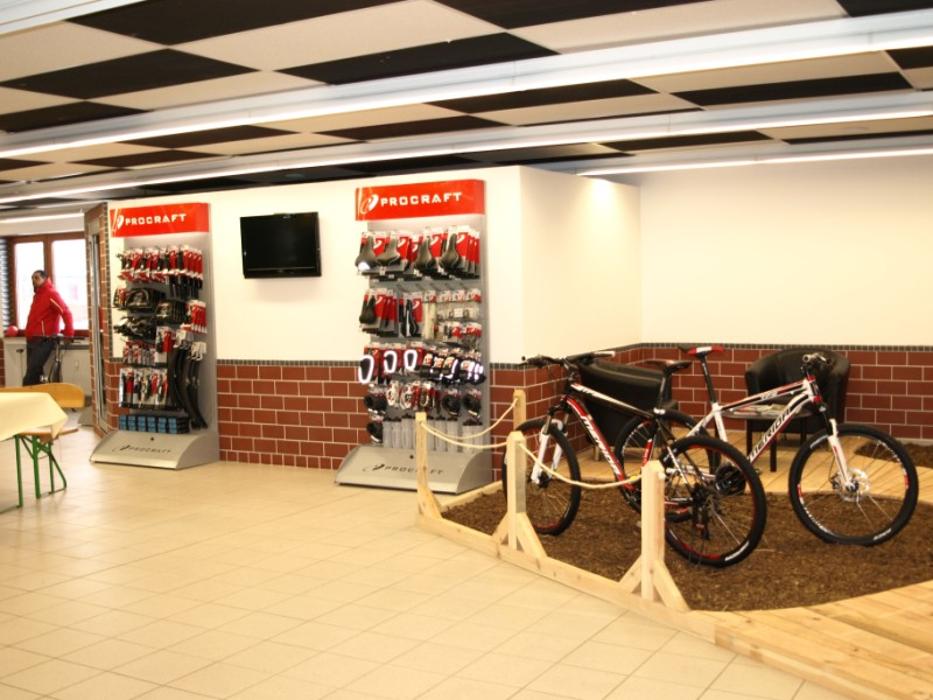 Radhaus Schlitz : E-Bike & Radsportcenter - Fahrradwerkstatt und Akku-Service, Lindenstraße in Schlitz