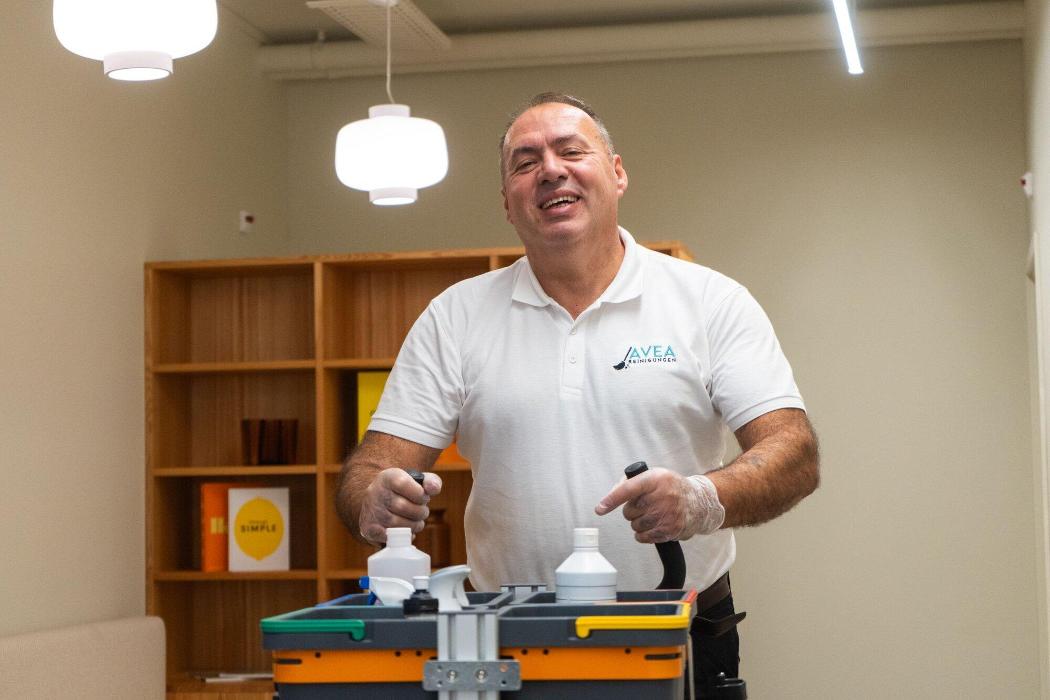 AVEA Reinigungen GmbH, Brüderhofweg in Zürich