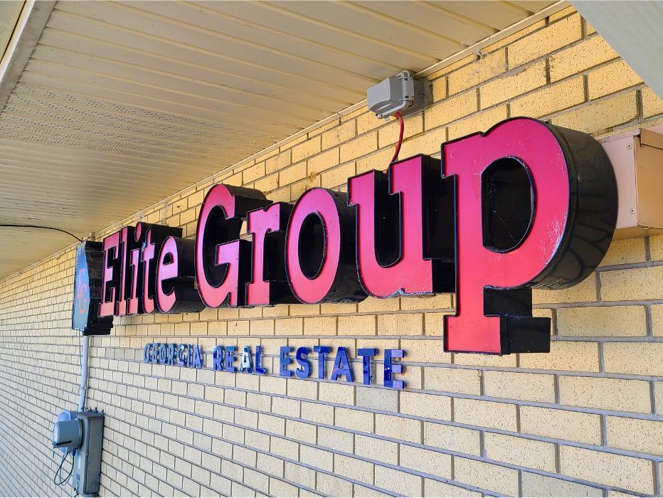 Look for the Elite Group sign in Rome. Our team provides a strategic plan and total accountability for your real estate outcome.