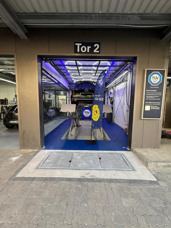 TÜV SÜD Auto Partner, Kessemeier Beteiligungsgesellschaft mbH, Spaldingstraße in Hamburg