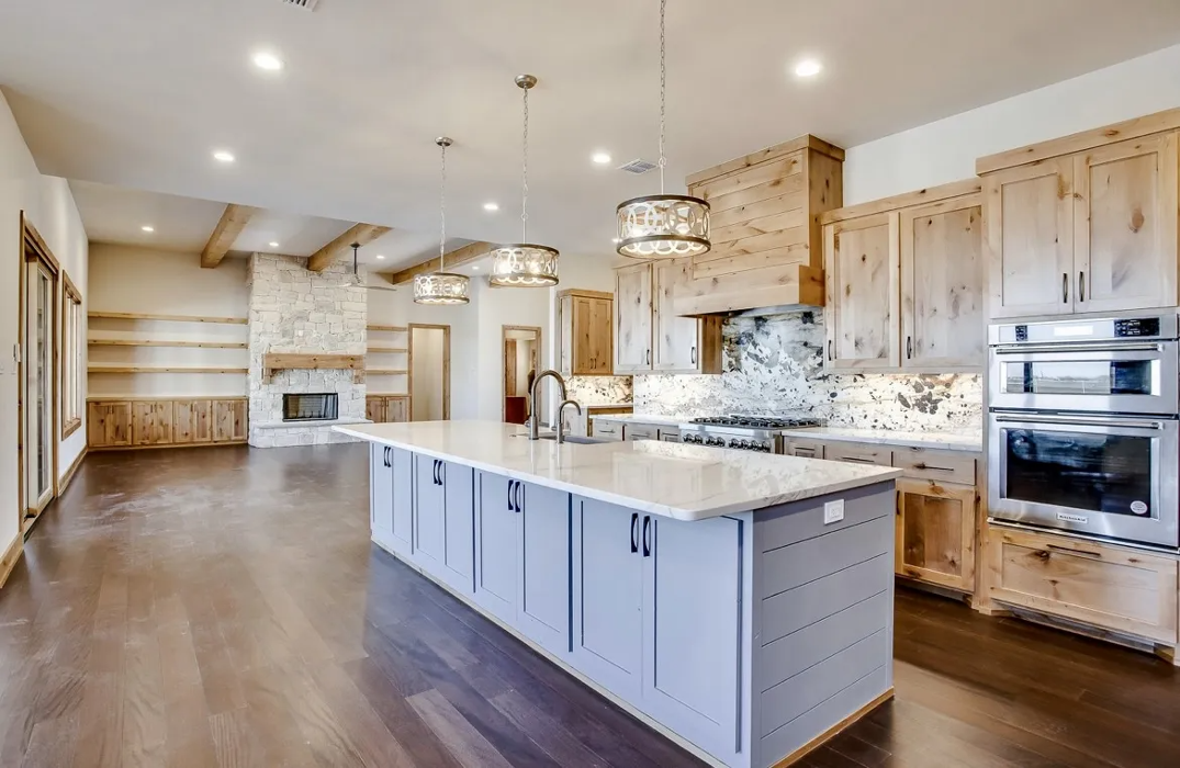 Full kitchen countertops make for a beautiful kitchen