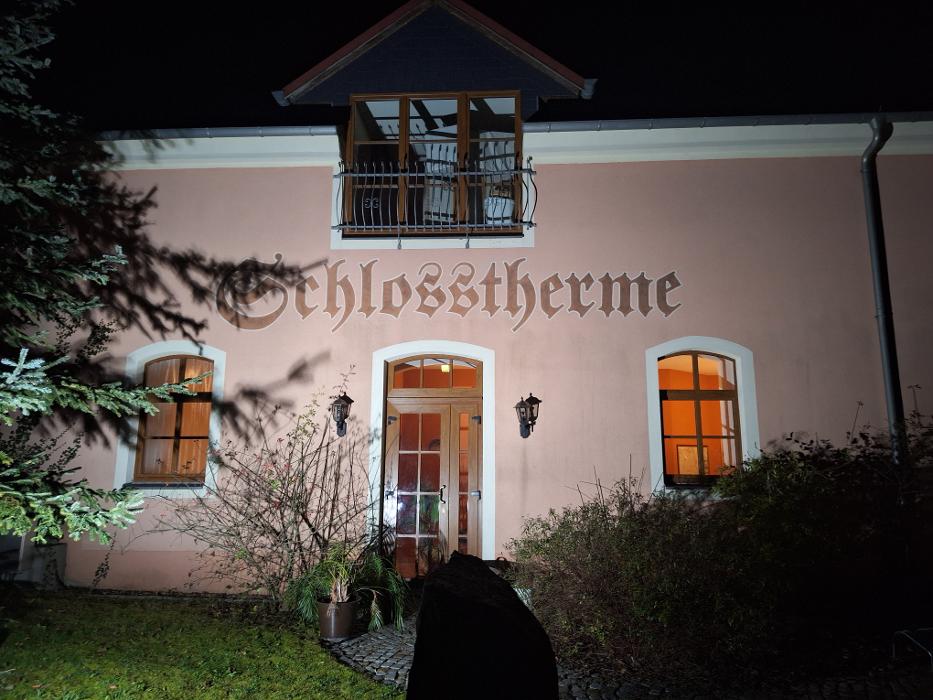 Schlosstherme & Eiscafé Seerhausen, Zum Park in Stauchitz