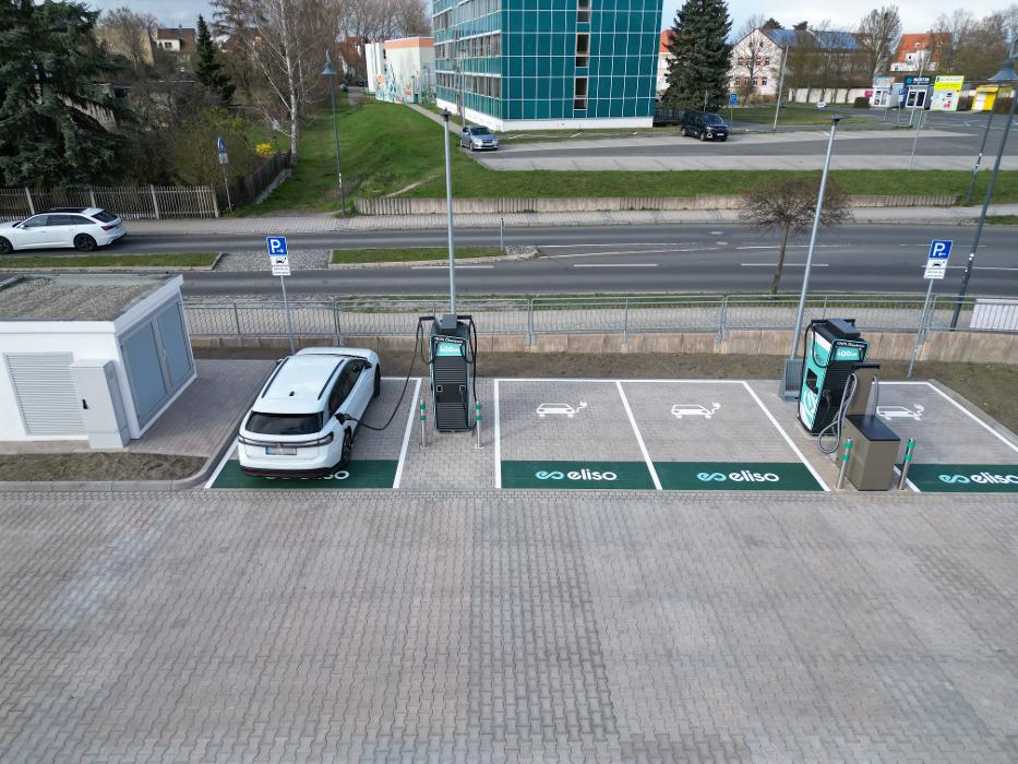 eliso-Ladestation, Bahnhofstraße in Grimma