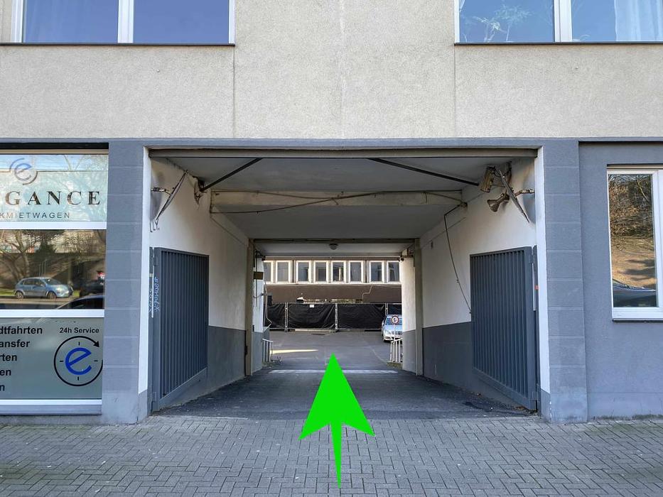 ampido Parkplatz, Blaubach in Köln