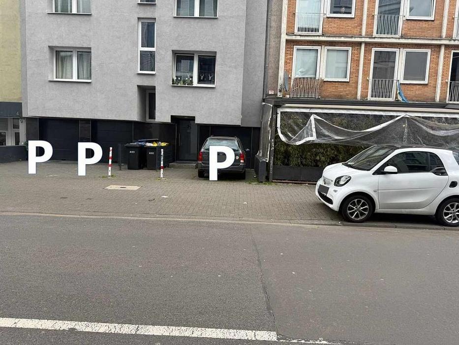 ampido Parkplatz, Dasselstraße in Köln