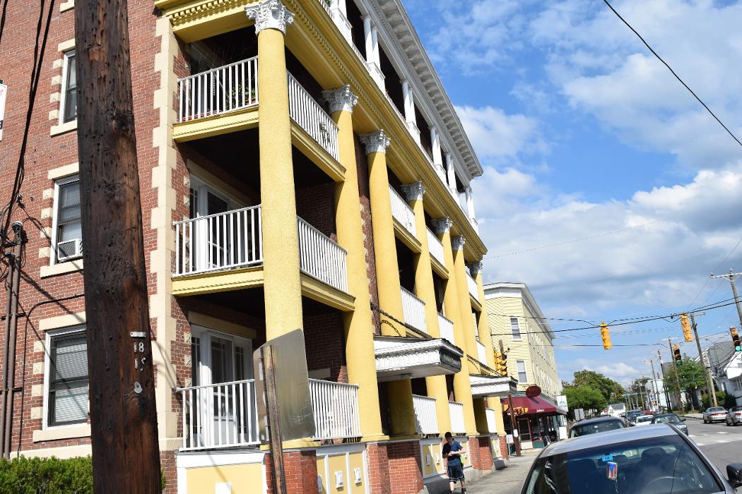 Union Street Apartments - Red Oak Apartment Homes