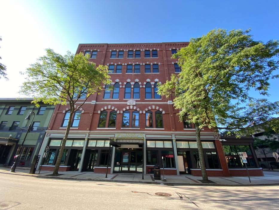 Red Oak Apartments at 83 Hanover Street