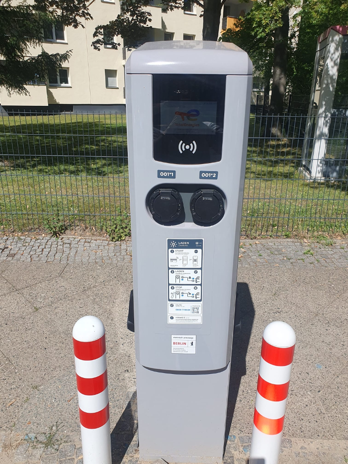 TotalEnergies Charging Station, Stieglitzweg in Berlin