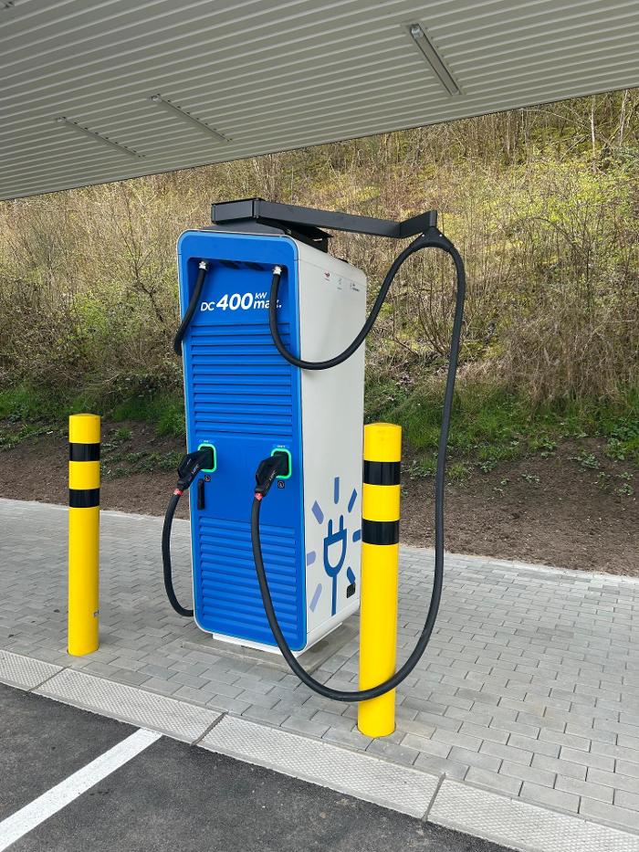 TotalEnergies Charging Station, A1 Rastanlage Rioler Wald in Mehring