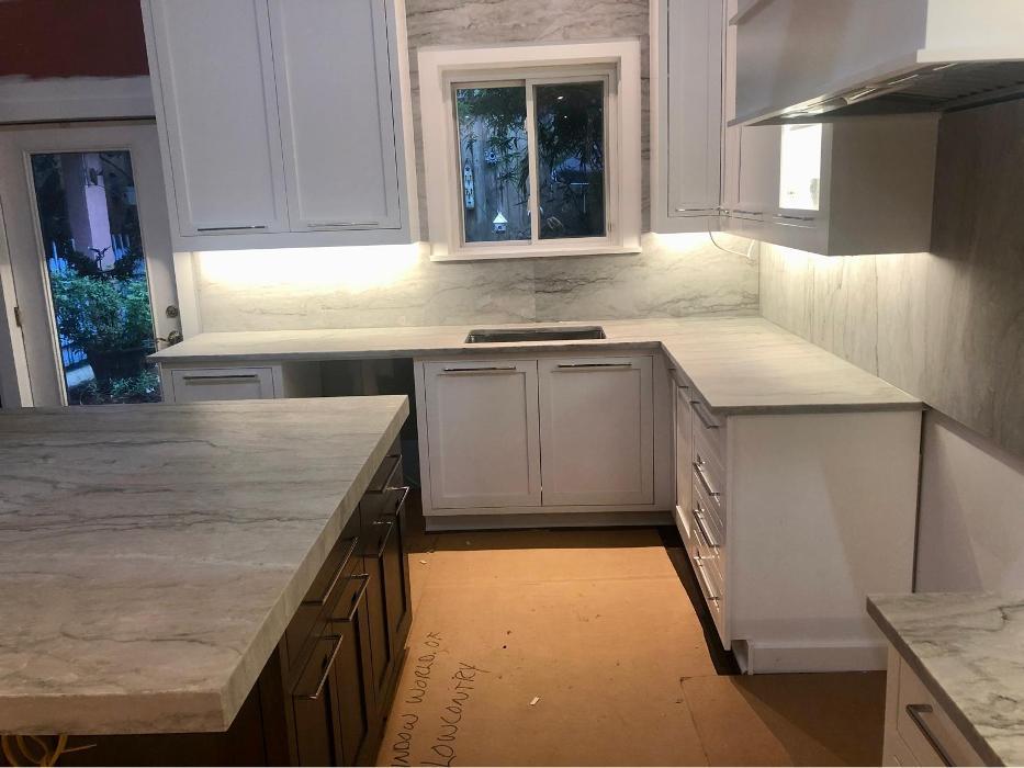 Custom cabinets and quartz countertops project by TS Cabinets in Charleston, SC. High-end custom kitchen cabinets, marble and granite countertops installation, and luxury kitchen remodeling services. 