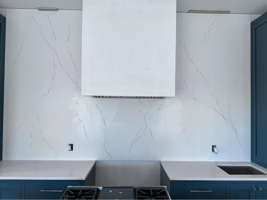 Custom cabinets and quartz countertops project by TS Cabinets in Charleston, SC. High-end custom kitchen cabinets, marble and granite countertops installation, and luxury kitchen remodeling services. 