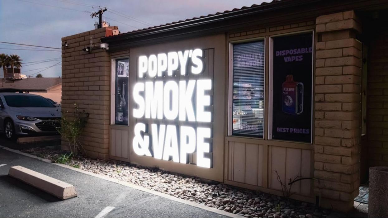 Poppy’s Smoke & Vape Tempe | VAPE, CBD, KRATOM, Glass, Smoke, NOOTROPICS, Supplements, and Head shop