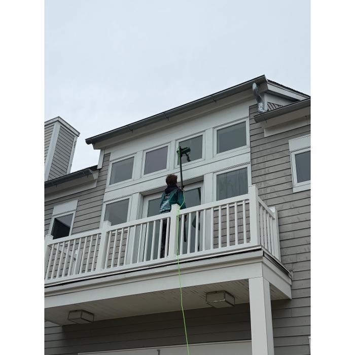 Windows being cleaned by Wash Works in Delaware