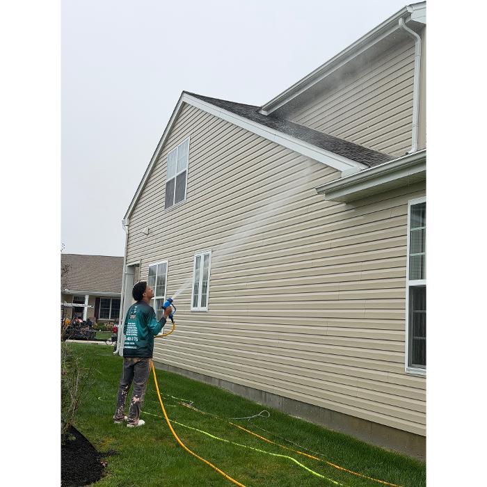House being washed by Wash Works in Smyrna Delaware