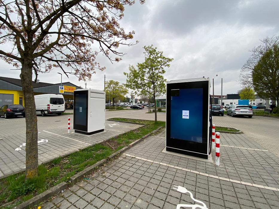 ChargeOne Ladestation, Neuburger Straße in Augsburg