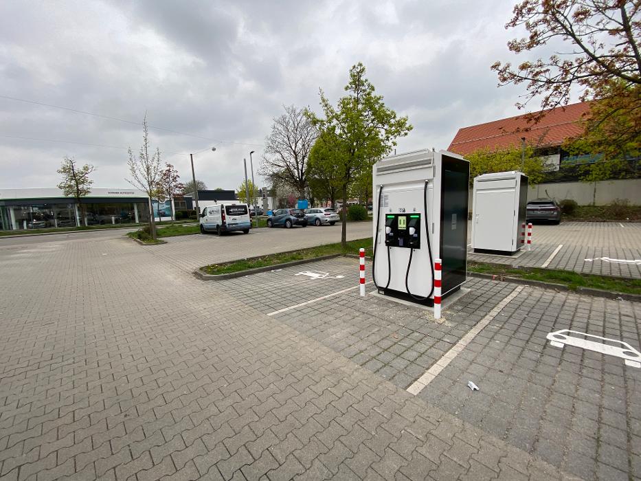ChargeOne Ladestation, Neuburger Straße in Augsburg
