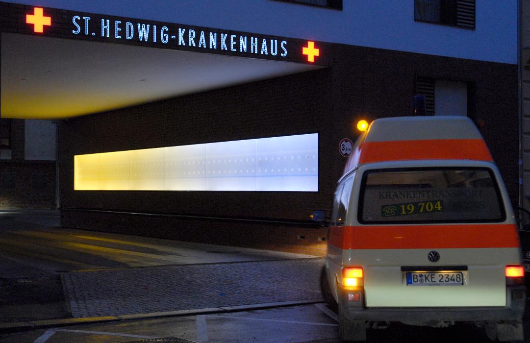 Zentrale Notaufnahme | Alexianer St. Hedwig-Krankenhaus, Große Hamburger Straße in Berlin